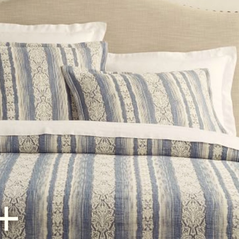 King size Montauk coverlet and shams